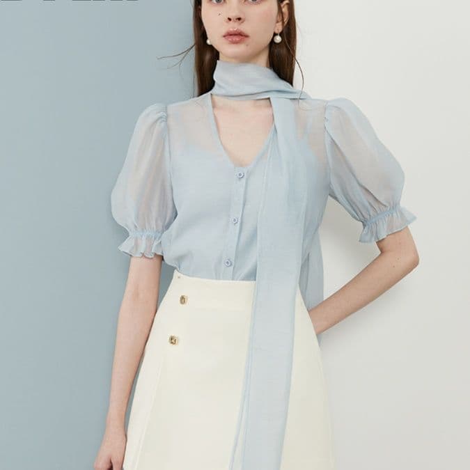 リボンブラウス ビックリボン 優美なフリルパフスリーブビックリボン