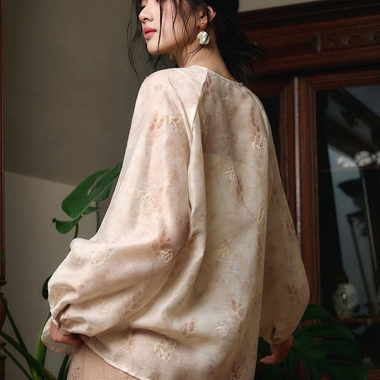 リボンブラウス 花柄リボン付き優美ブラウス
