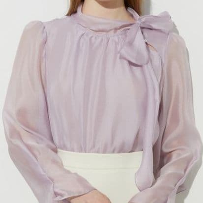 リボンブラウス 優美なネックリボン シアーブラウス