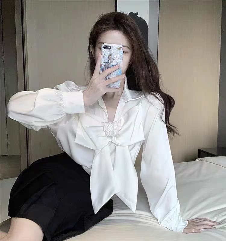 リボンブラウス ビックリボン 薔薇飾りビックリボンシルクブラウス