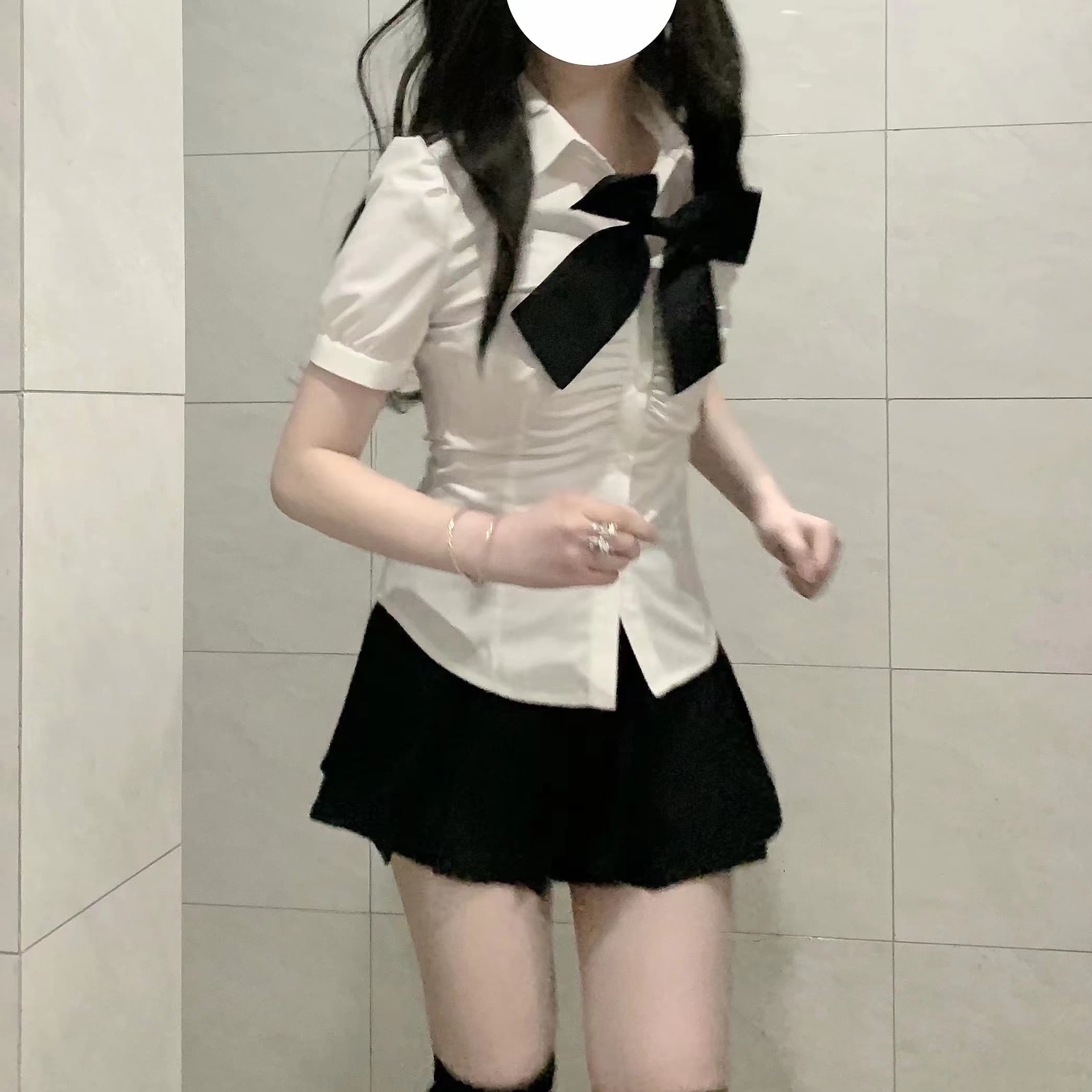 リボンブラウス バックリボン 優美なバックリボン半袖ブラウス