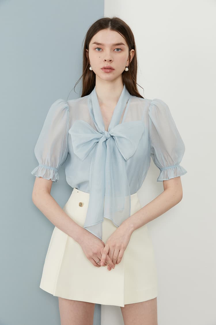 リボンブラウス ビックリボン 優美なフリルパフスリーブビックリボン