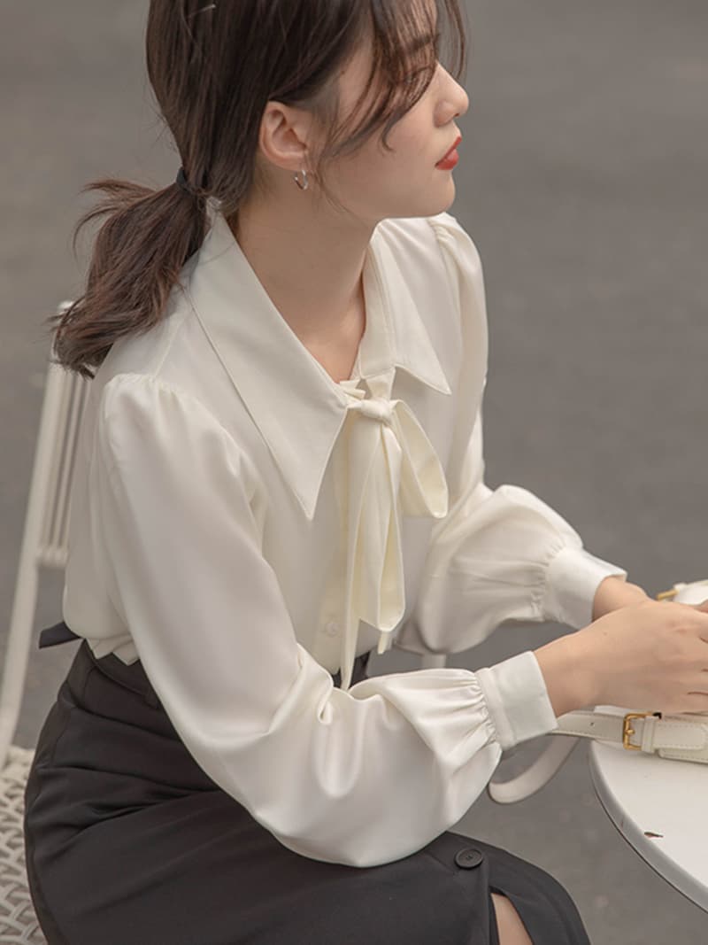 リボンブラウス ボウタイリボン 優美なる結び目 上品タイブラウス