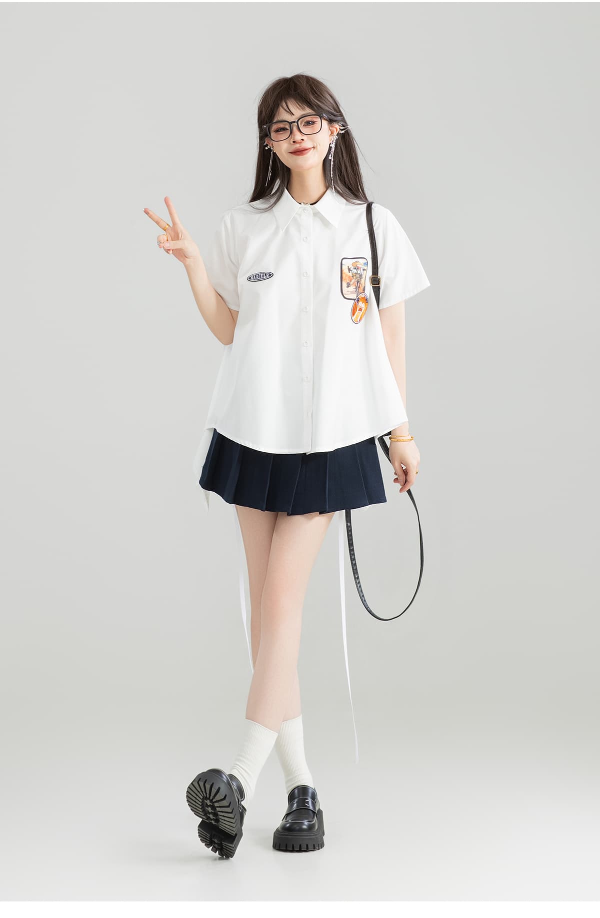 リボンブラウス バックリボン 後ろ姿で魅せる優美リボンブラウス