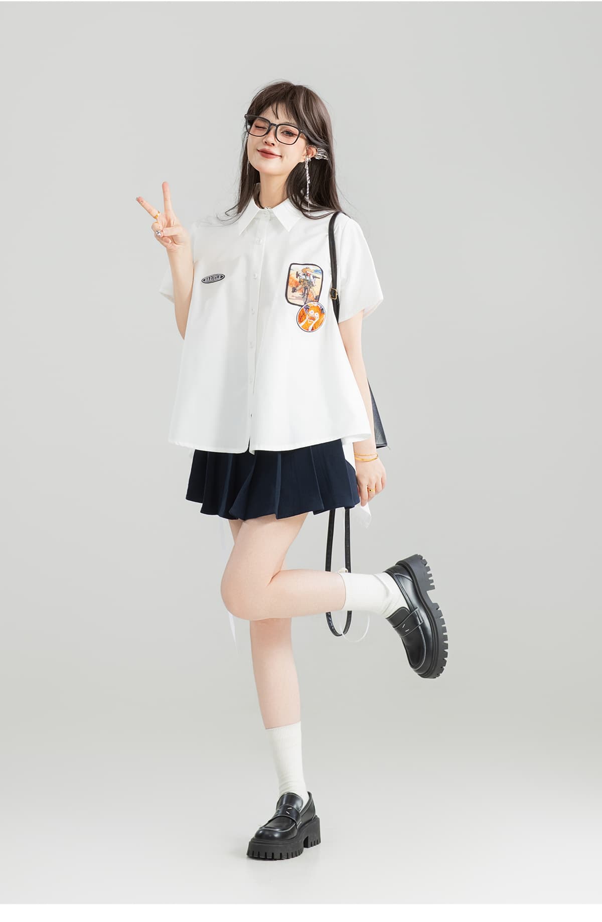 リボンブラウス バックリボン 後ろ姿で魅せる優美リボンブラウス