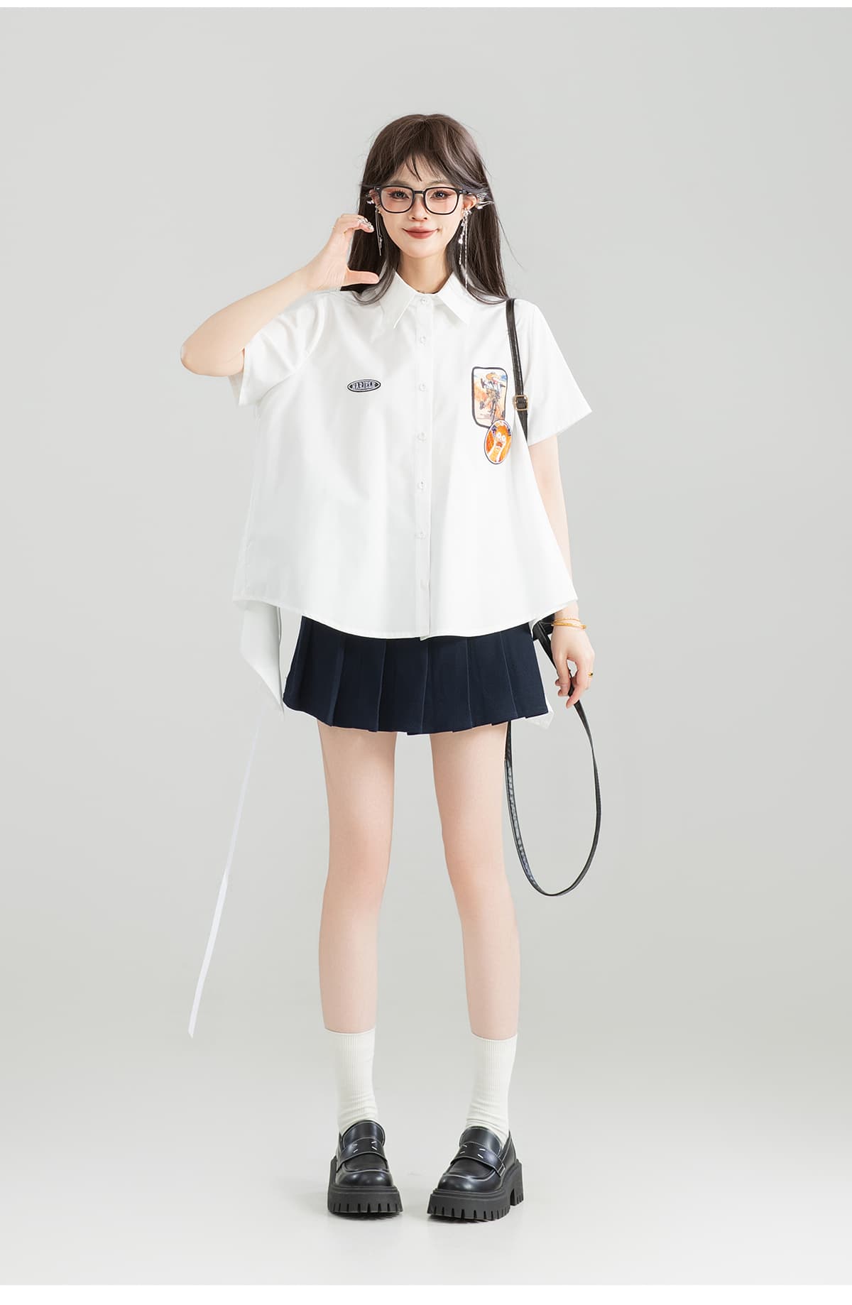 リボンブラウス バックリボン 後ろ姿で魅せる優美リボンブラウス